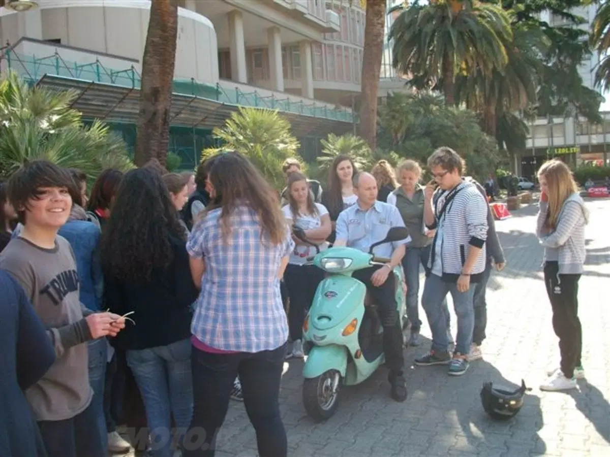 Corsi per il patentino nelle scuole di Massa Carrara (6)