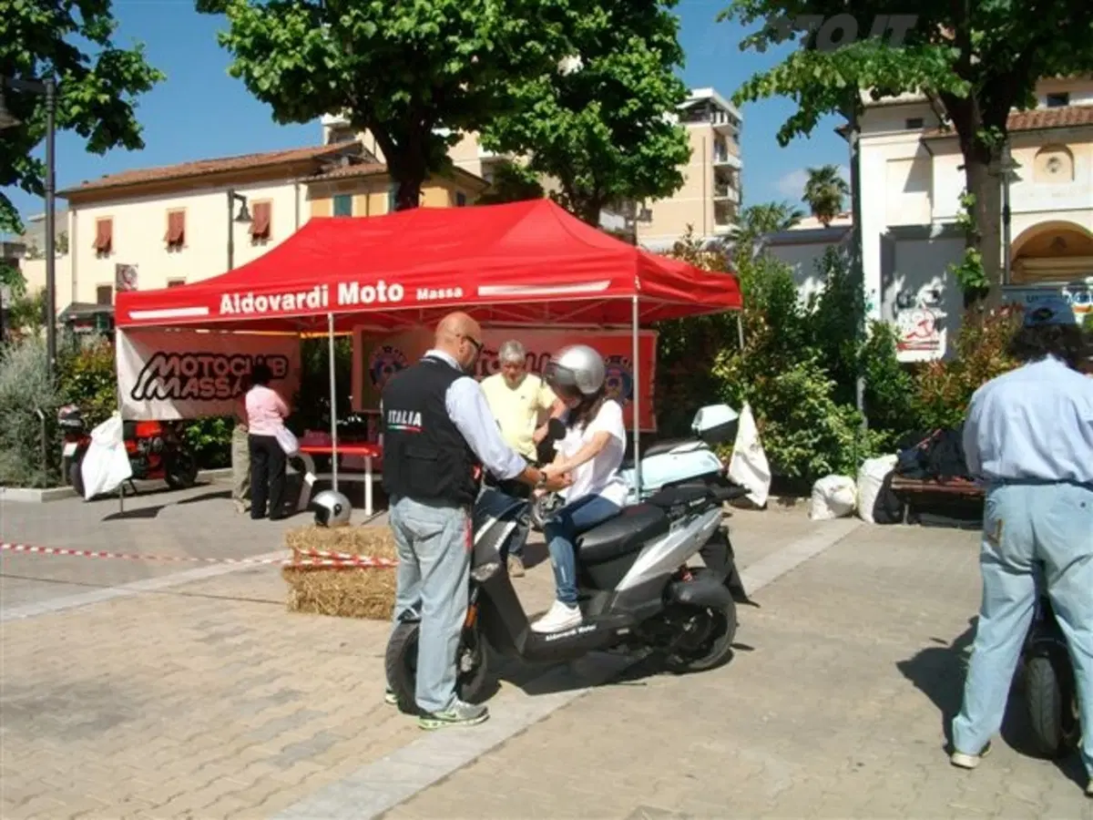Corsi per il patentino nelle scuole di Massa Carrara (7)