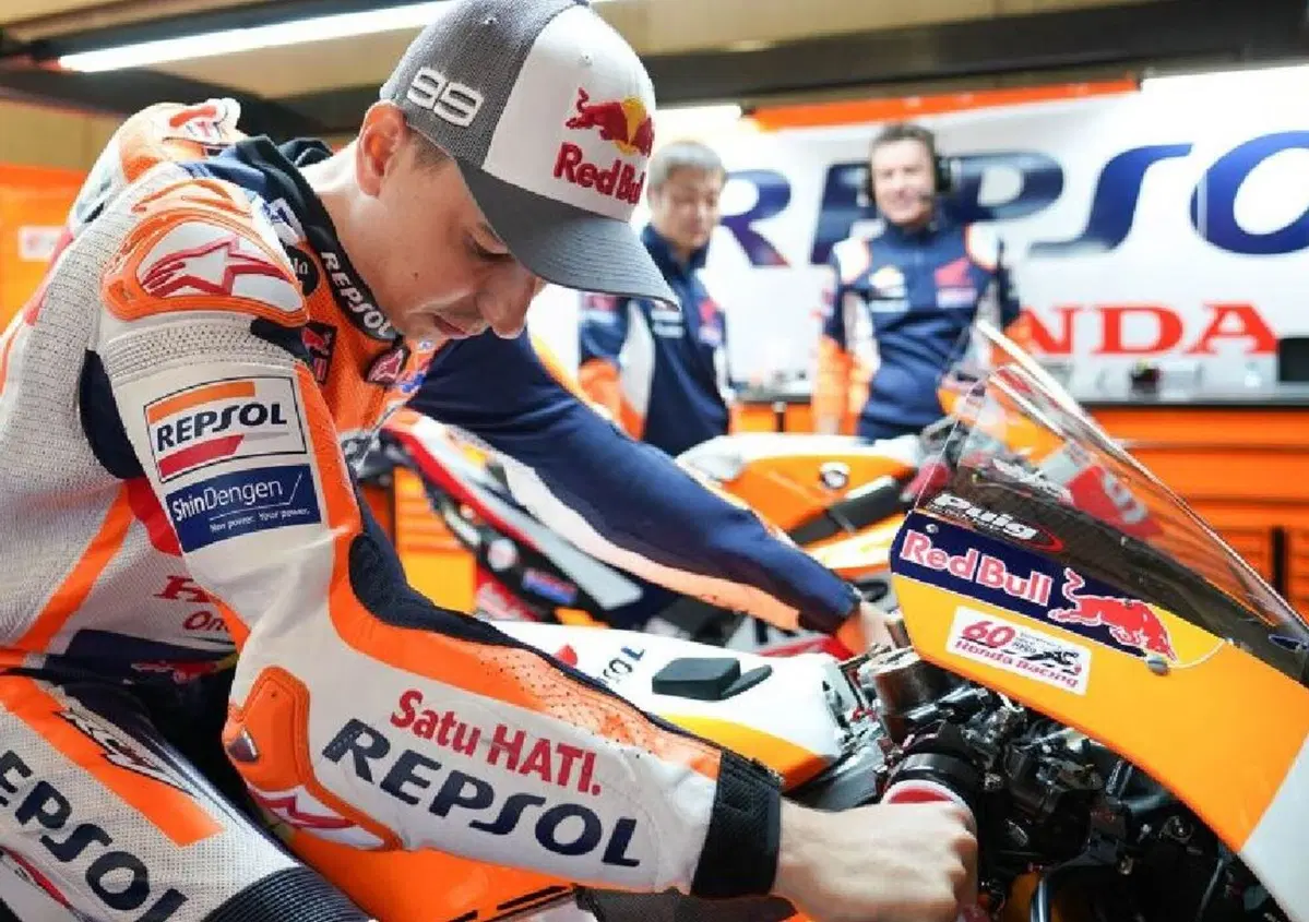Nico Cereghini: "Lorenzo &egrave; disperato, come lo era Cadalora"