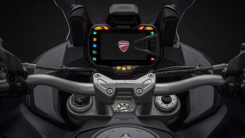 il dashboard della Multistrada 1260