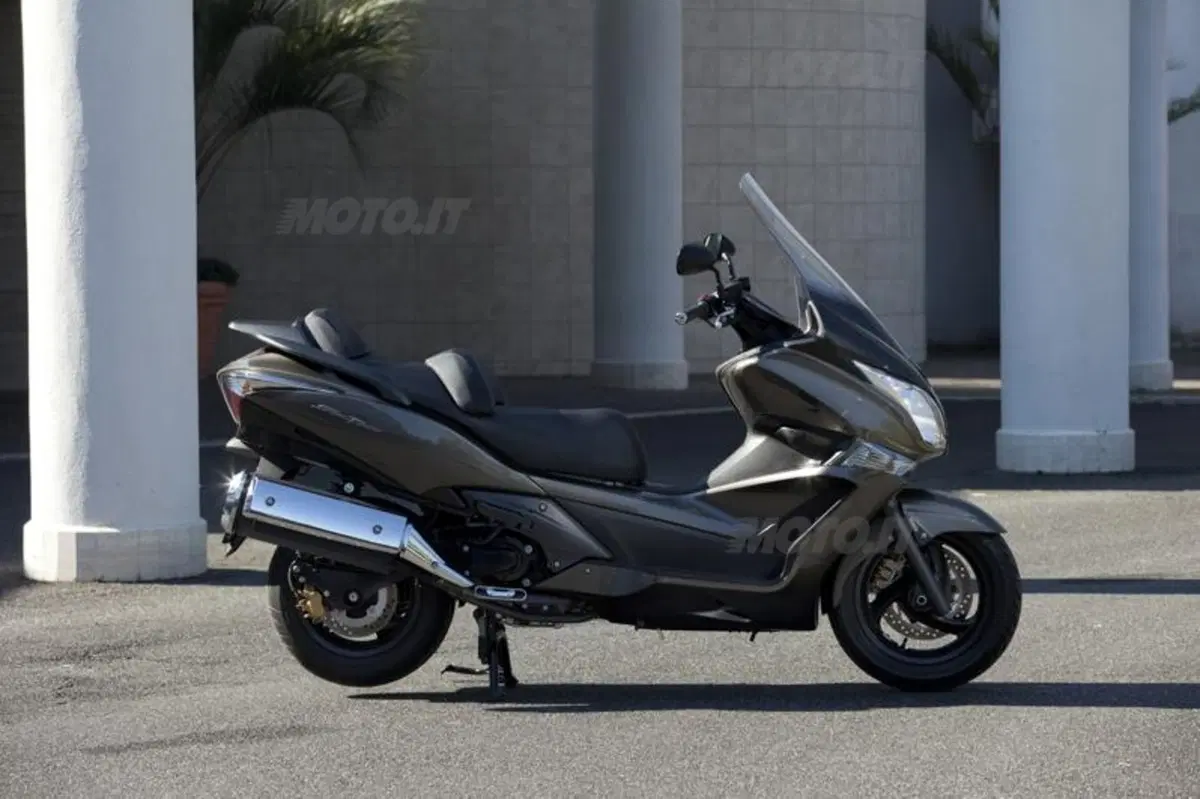 Honda SW-T600  (11)