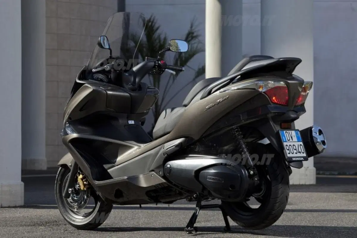 Honda SW-T600  (12)