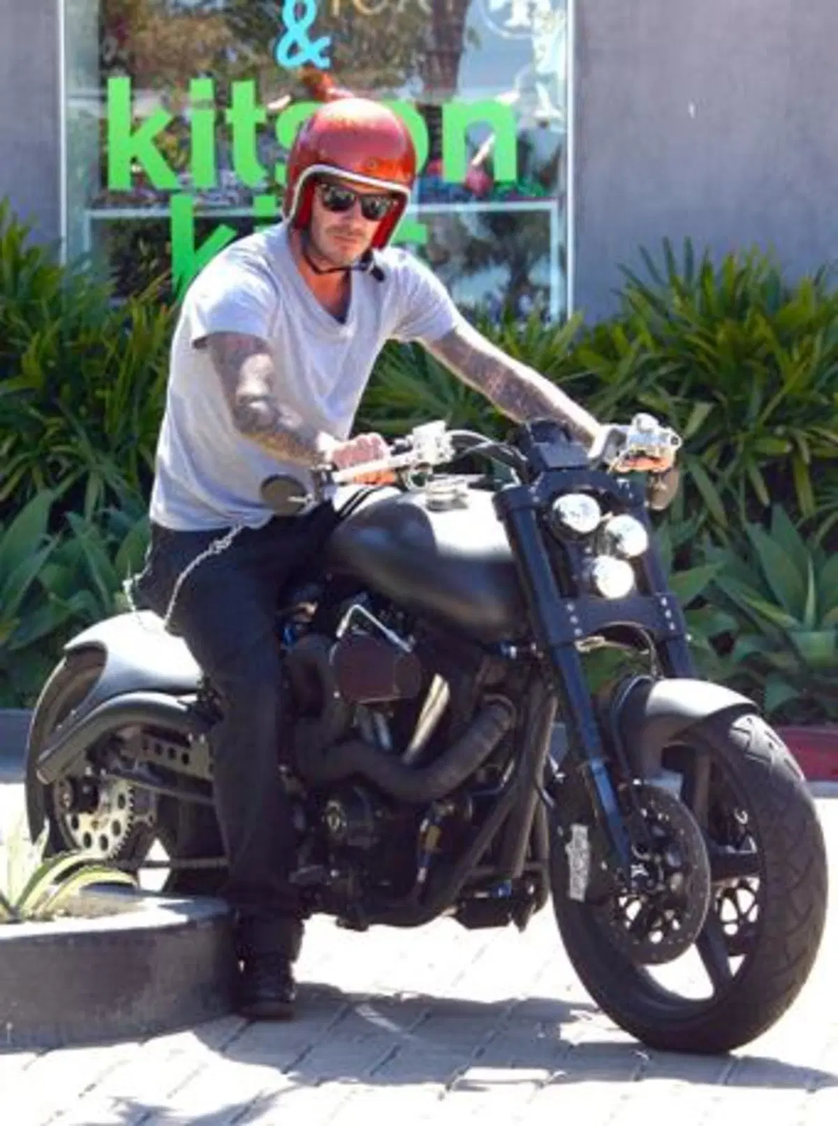 Beckham in vacanza sulla sua nuova moto (8)