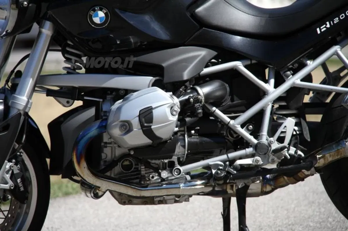 BMW R1200R   (30)