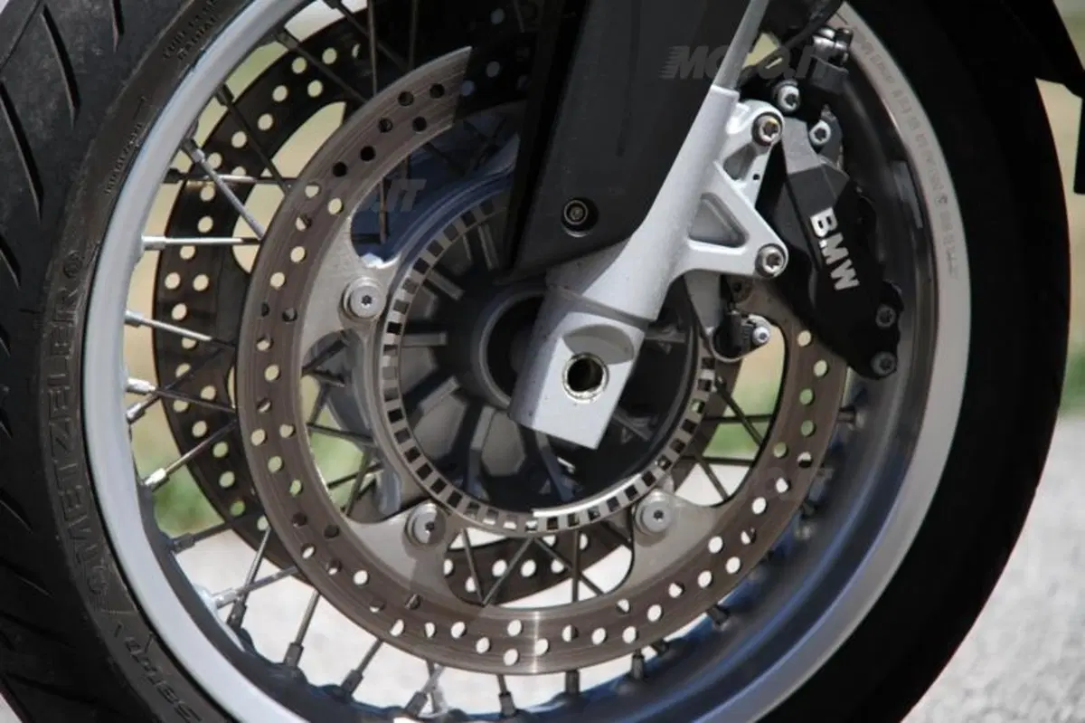 BMW R1200R   (32)