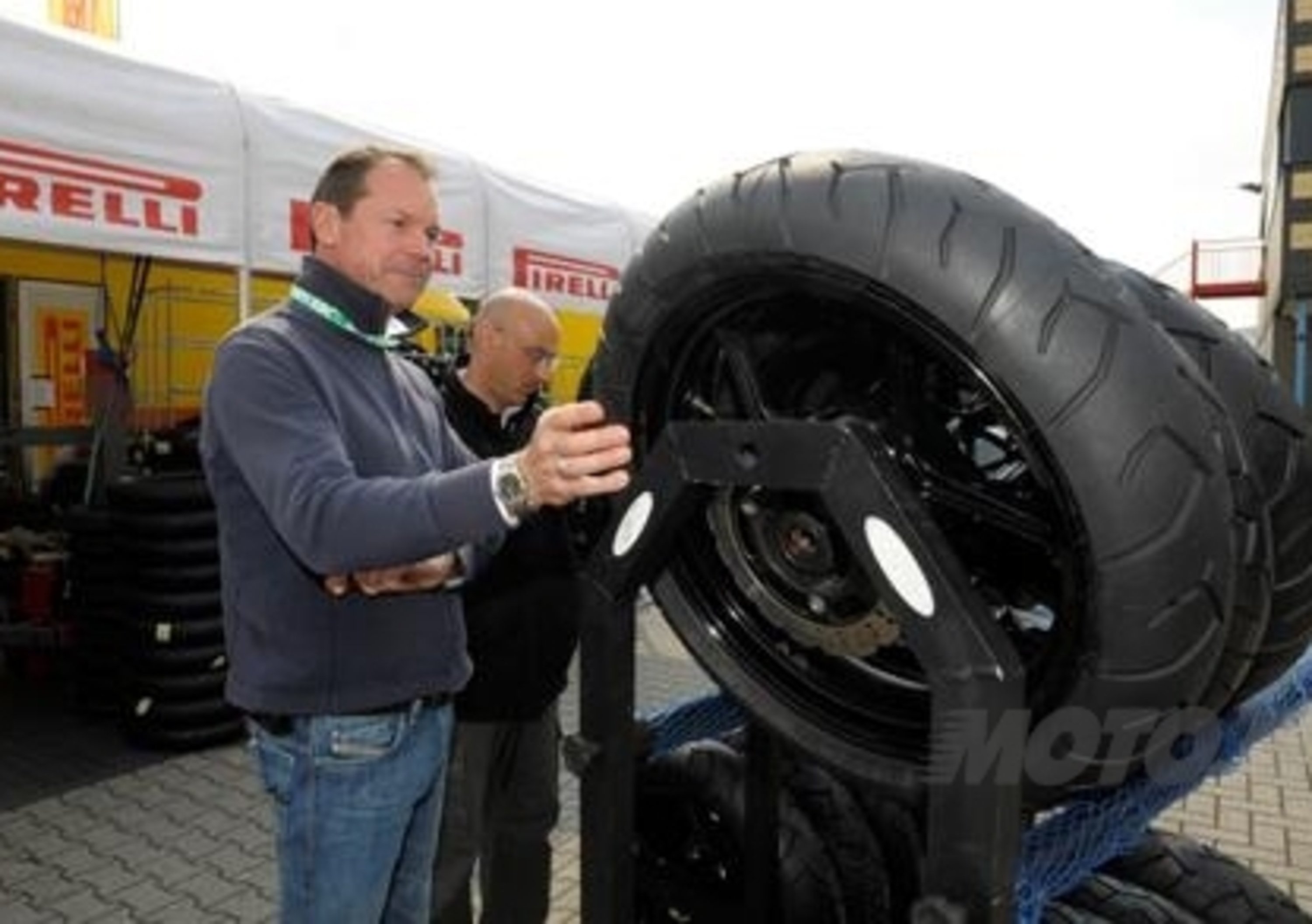 Pirelli sar&agrave; fornitore ufficiale di pneumatici per la Superbike fino al 2015