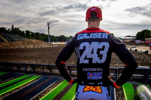 Ecco chi è Tim Gajser, di nuovo in cima al motocross mondiale (9)