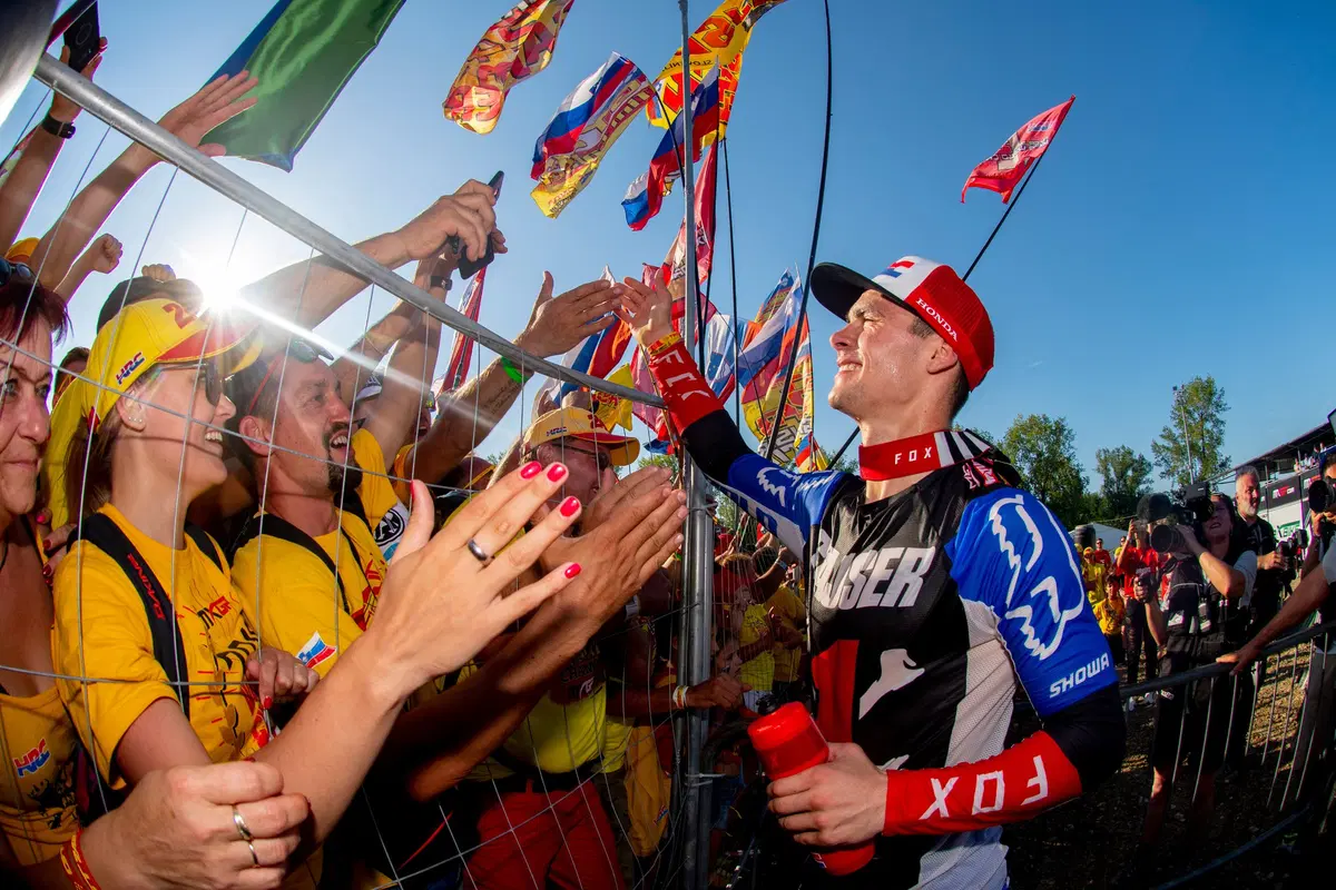 Ecco chi è Tim Gajser, di nuovo in cima al motocross mondiale (10)