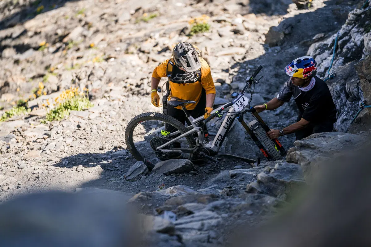 Fontana e-Vlog: "Tour du Mont Blanc con le EMTB. Gara extraterrestre!" (5)