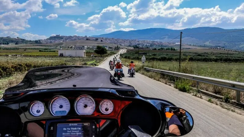Harley-Davidson brevetta il Cruise Control "di gruppo" 