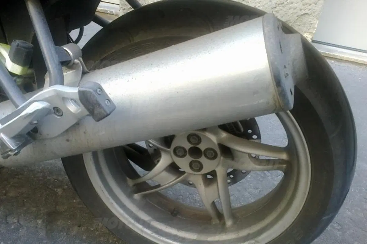 Cura della moto: cosa non fare (4)