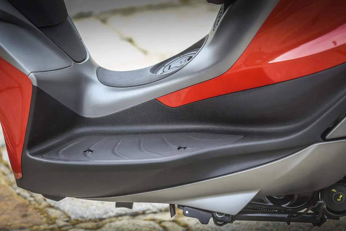 Piaggio Medley 125 e 150 (11)