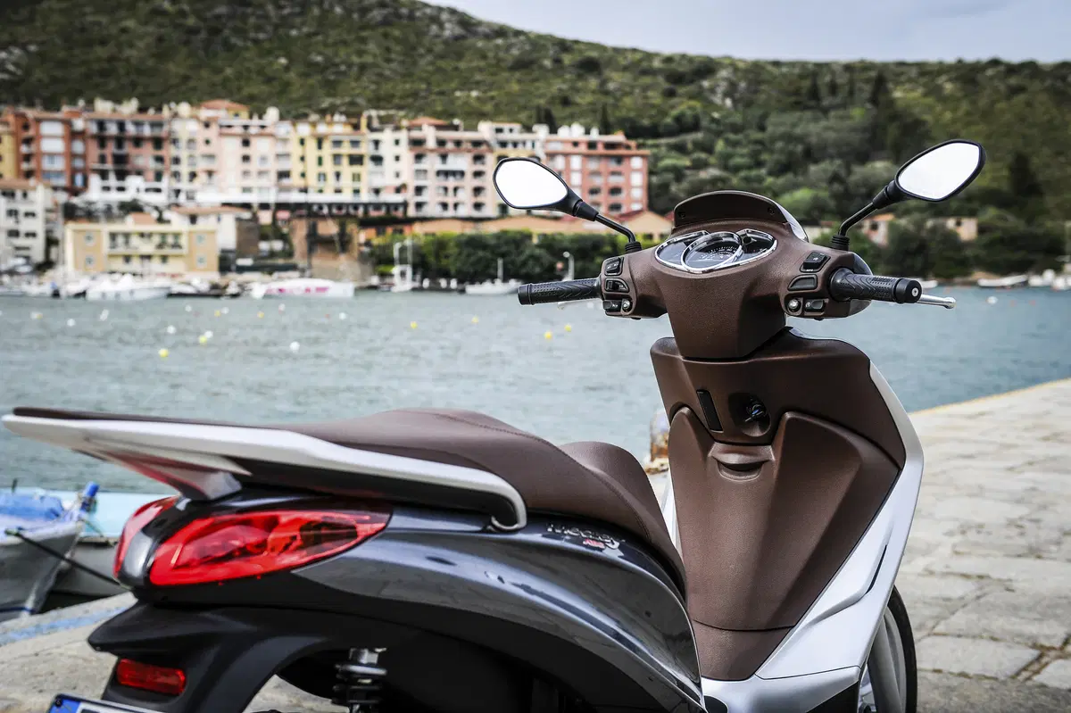 Piaggio Medley 125 e 150 (17)