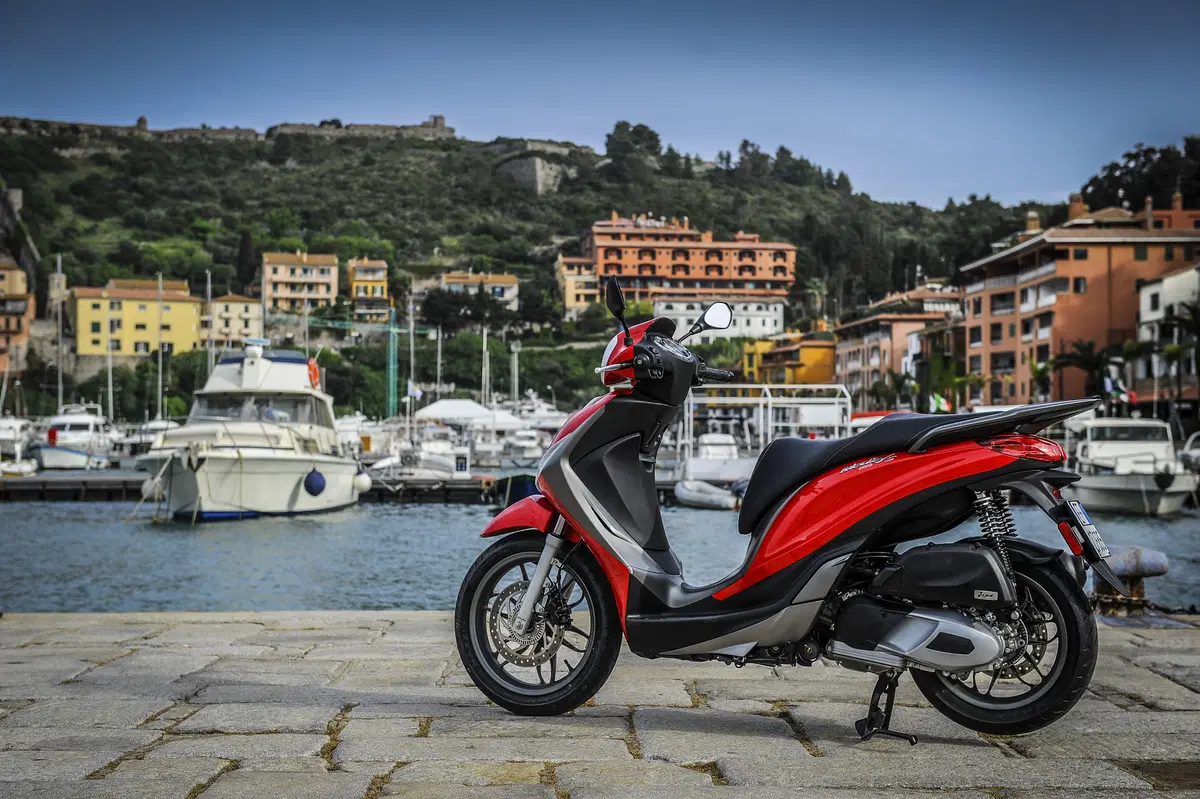 Piaggio Medley 125 e 150 (23)