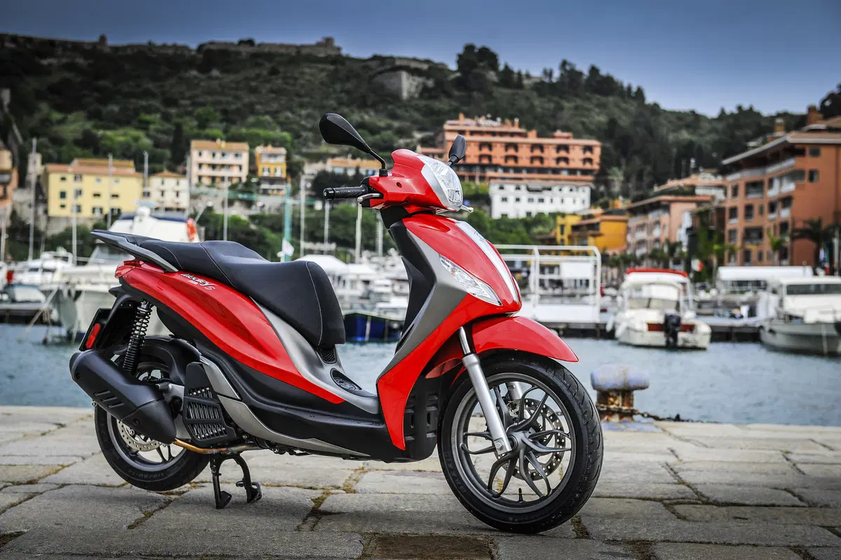 Piaggio Medley 125 e 150 (26)
