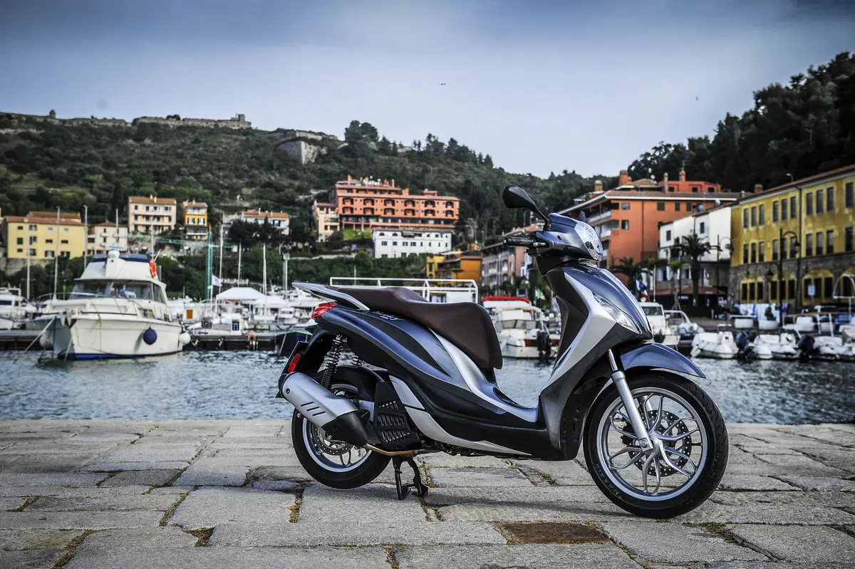 Piaggio Medley 125 e 150 (28)