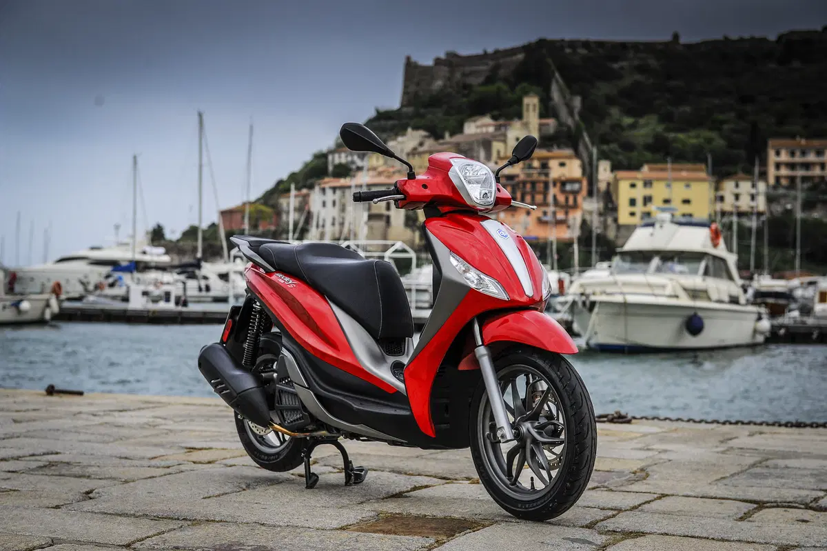 Piaggio Medley 125 e 150 (31)
