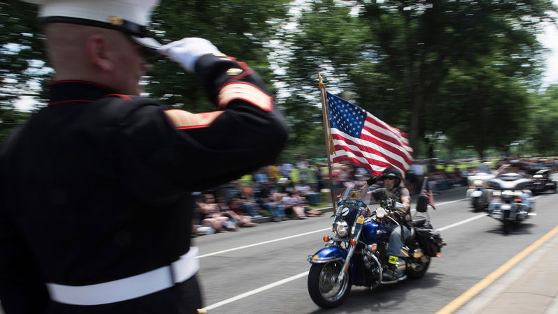 La parata in moto dei veterani &egrave; salva. Trump ringrazia