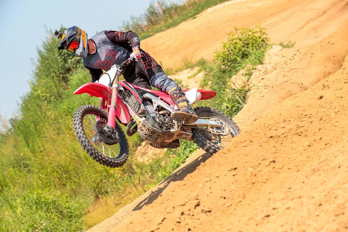 Honda CRF 250R e 450R 2020. Questione di coppia  (2)