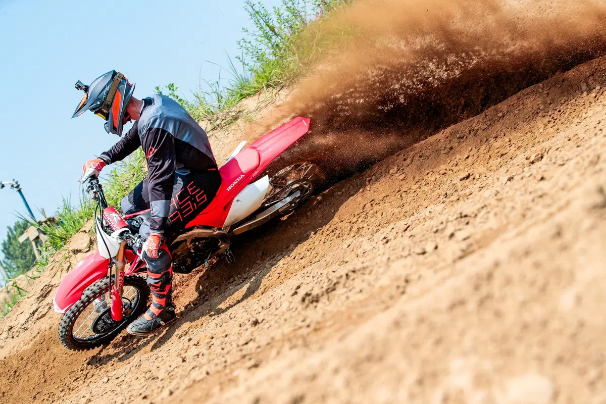 Honda CRF 250R e 450R 2020. Questione di coppia  (6)