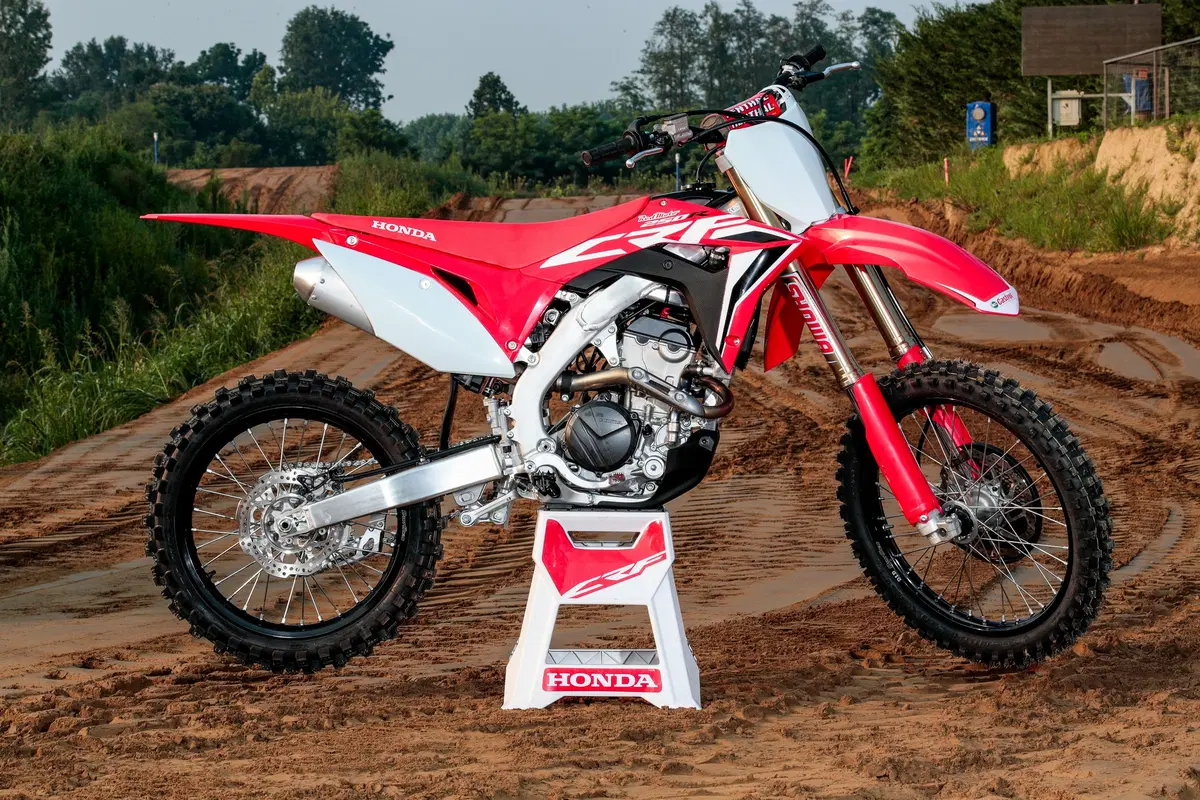 Honda CRF 250R e 450R 2020. Questione di coppia  (2)