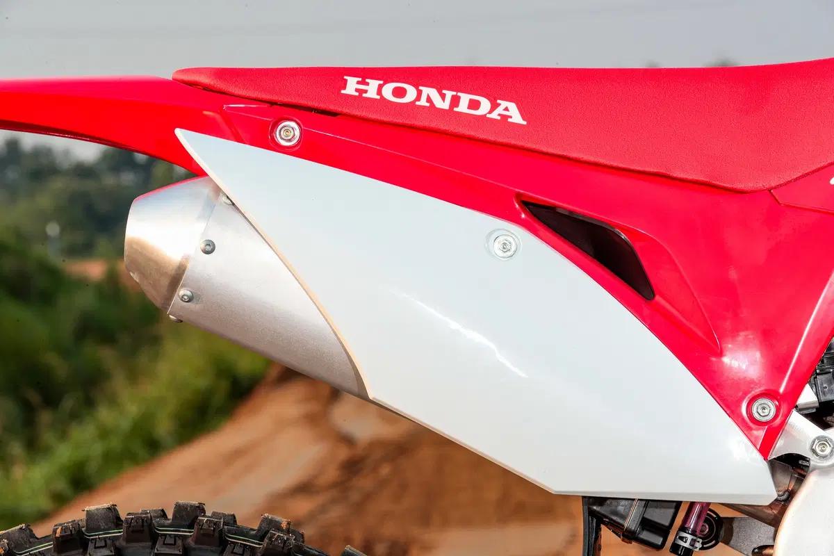 Honda CRF 250R e 450R 2020. Questione di coppia  (13)