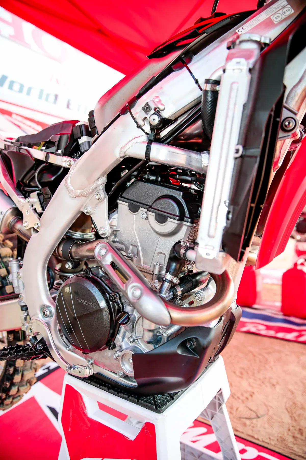 Honda CRF 250R e 450R 2020. Questione di coppia  (18)