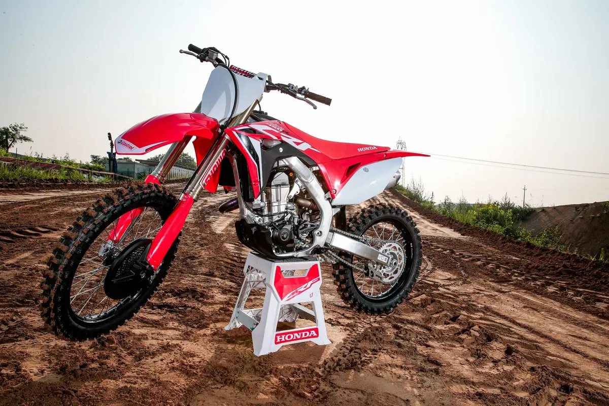 Honda CRF 250R e 450R 2020. Questione di coppia 