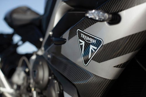 Nuova Triumph Daytona Moto2 765: tutti i dati! (3)