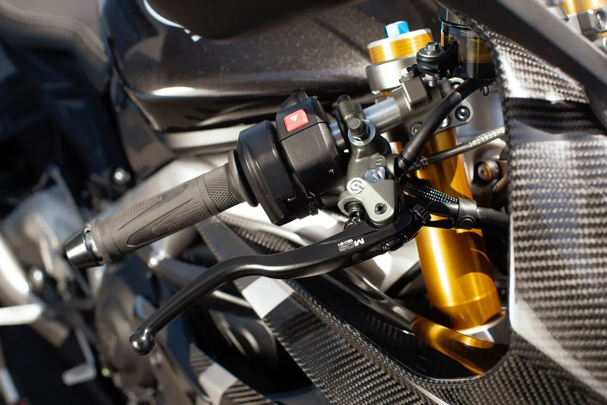 Nuova Triumph Daytona Moto2 765: tutti i dati! (23)