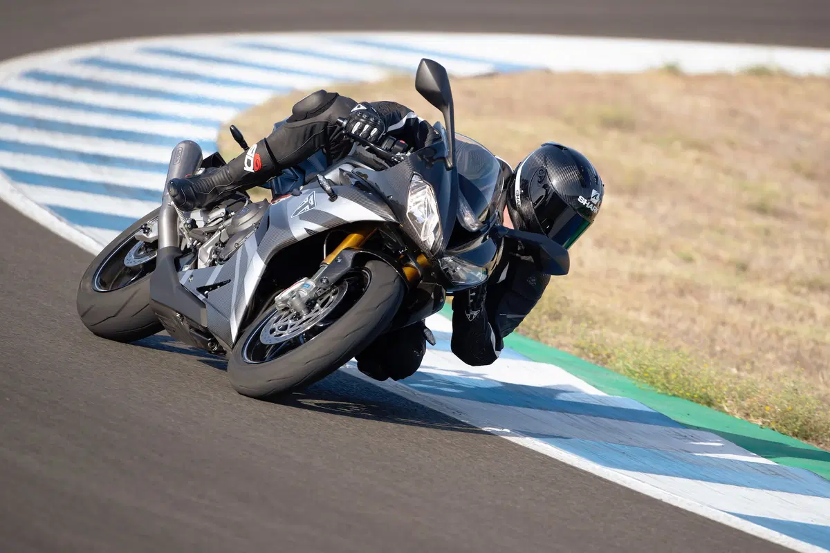 Nuova Triumph Daytona Moto2 765: tutti i dati! (22)