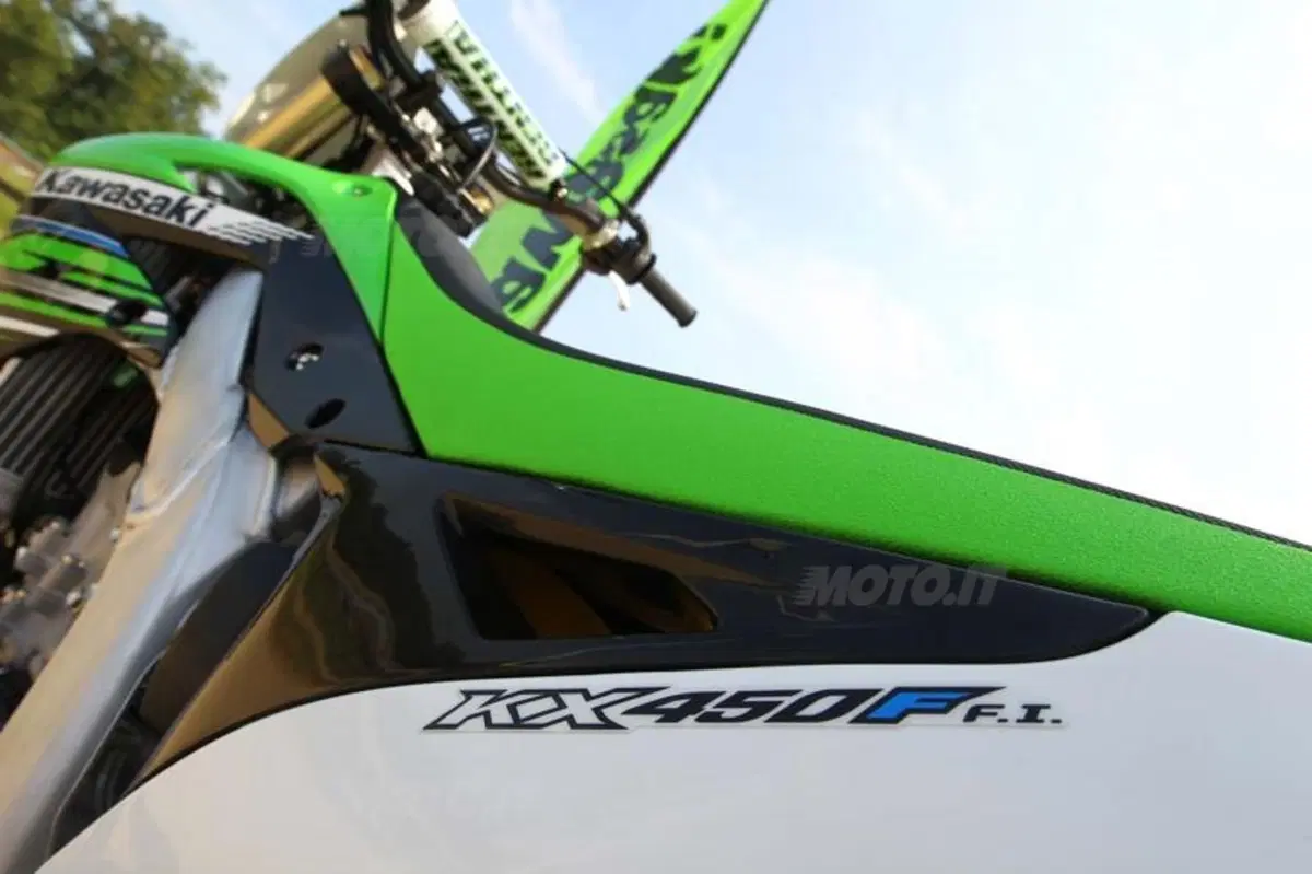 Kawasaki KX450F 2012   (17)