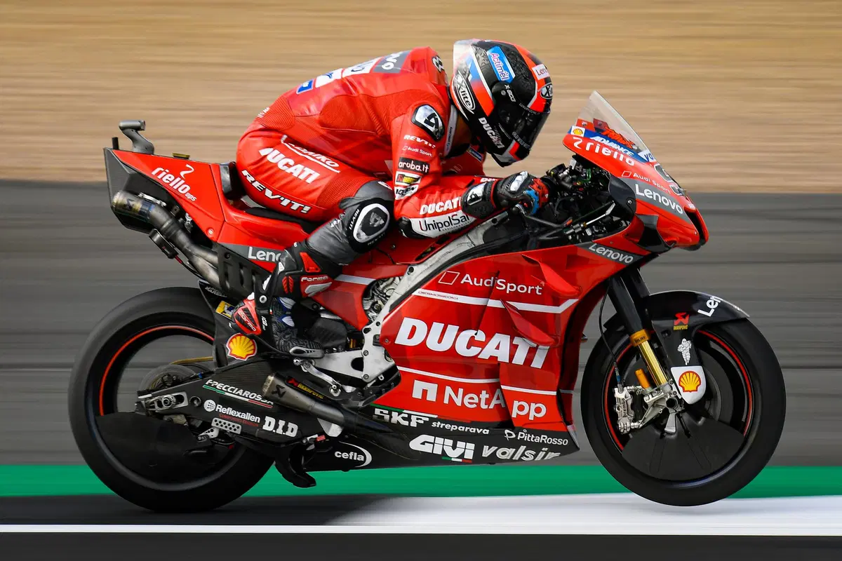 MotoGP 2019 a Silverstone. Marc Marquez in pole position (11)