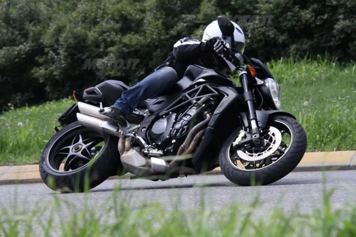 MV Agusta Brutale 920   (40)