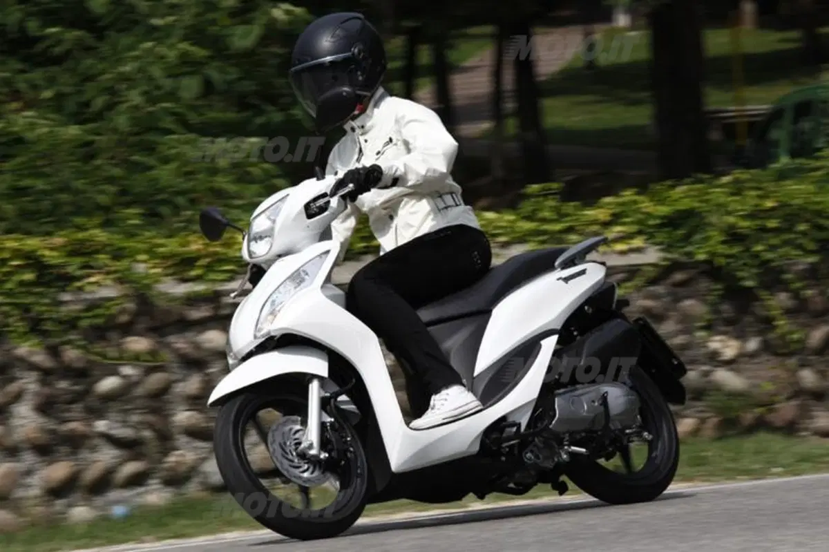 Honda Vision 110   (5)