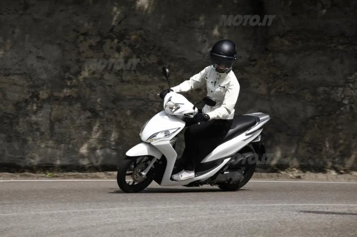 Honda Vision 110   (7)