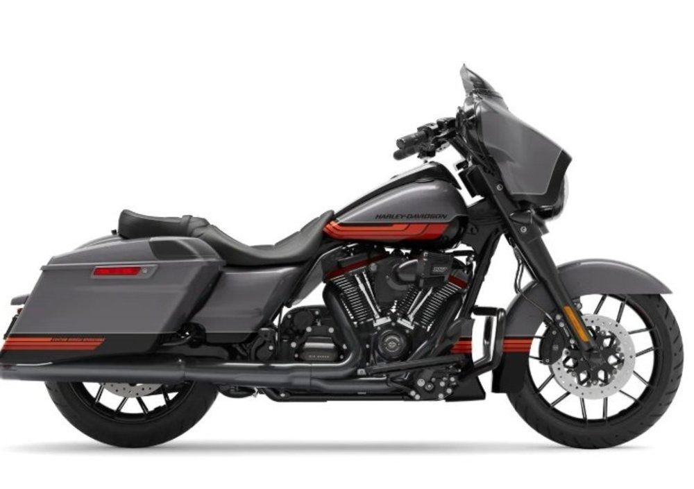 Harley-Davidson 117 Street Glide (2018 - 20) - FLHXSE (2)