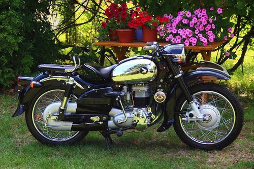 Honda MF 350 Dream: una moto (quasi) unica all'asta