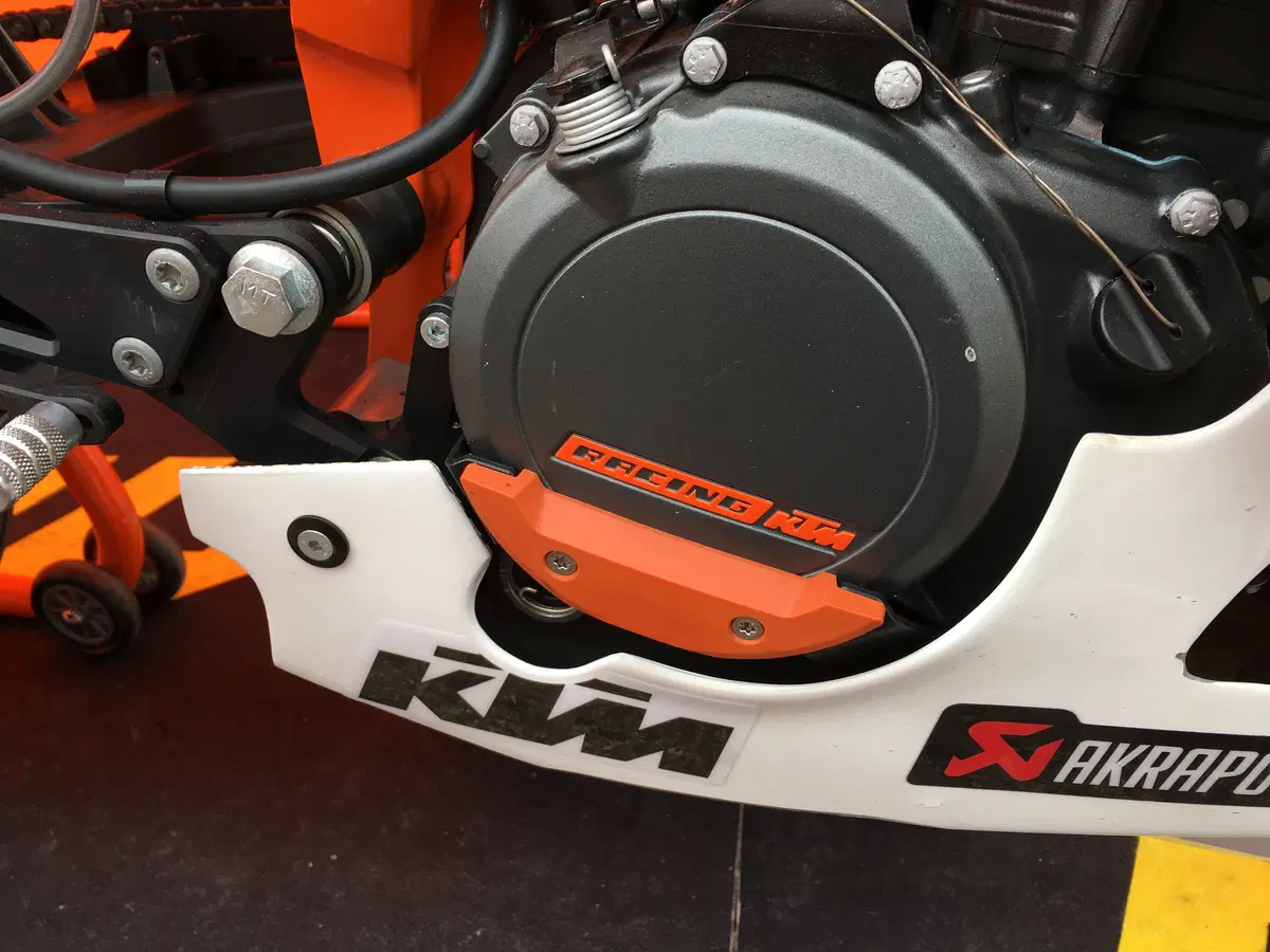 KTM RC 390 Cup SP4T