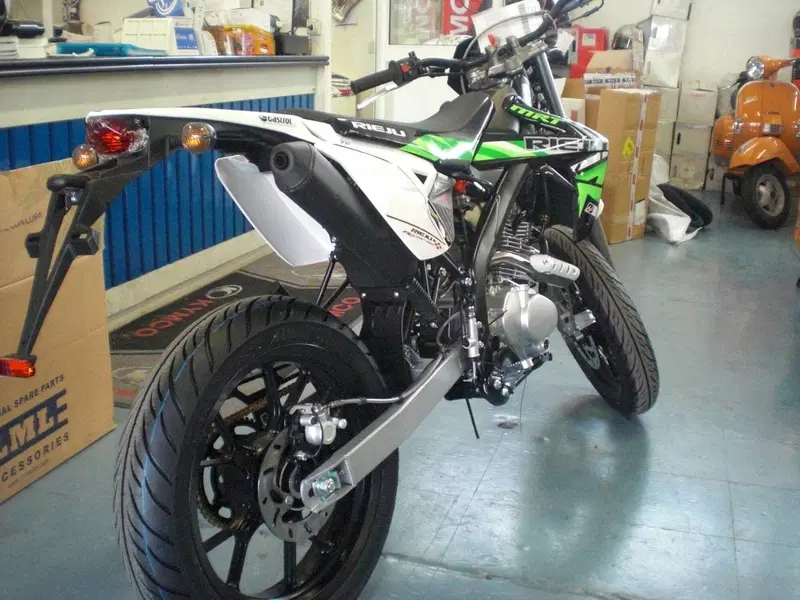 Rieju Marathon 125 Motard A.C. (2011 - 17) (2)