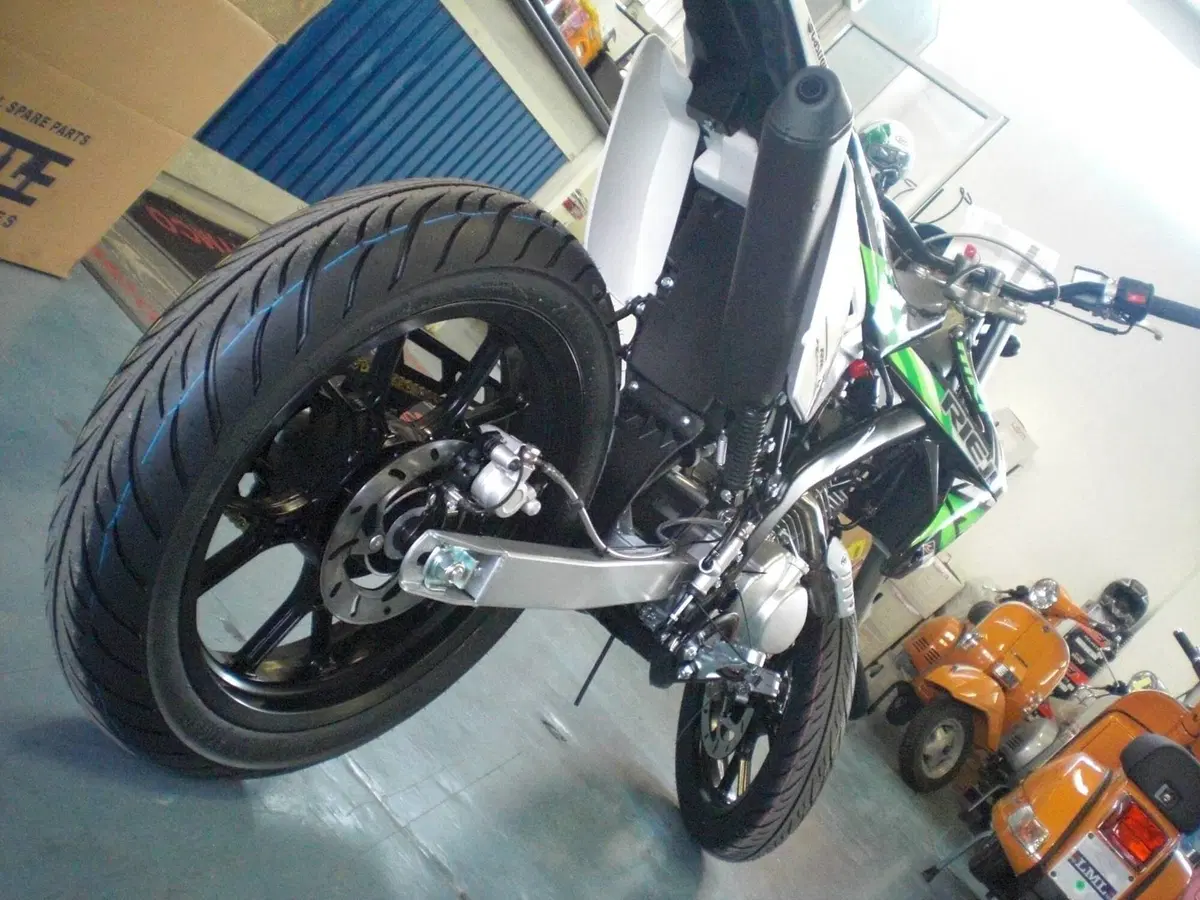 Rieju Marathon 125 Motard A.C. (2011 - 17) (3)