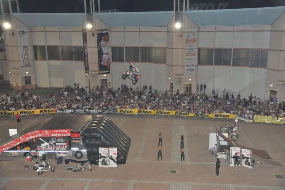 Grande successo alla notte freestyle di Viareggio (2)