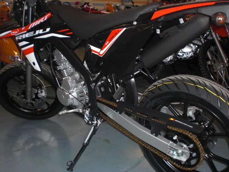 Rieju Marathon 125 Motard A.C. (2011 - 17) (2)