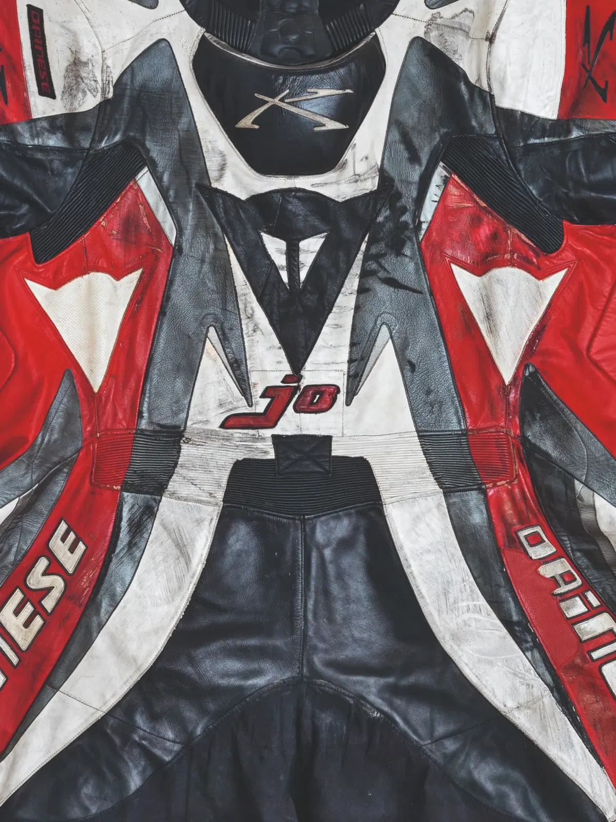 Biennale di Venezia: Alexandra Bircken, l'artista che trasforma le moto in sculture (15)