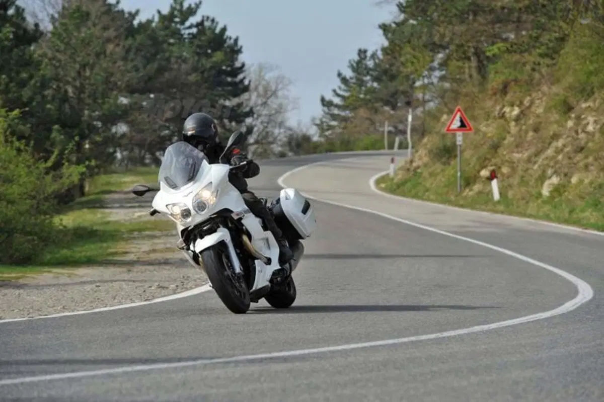 Moto Guzzi Norge GT 8V   (5)