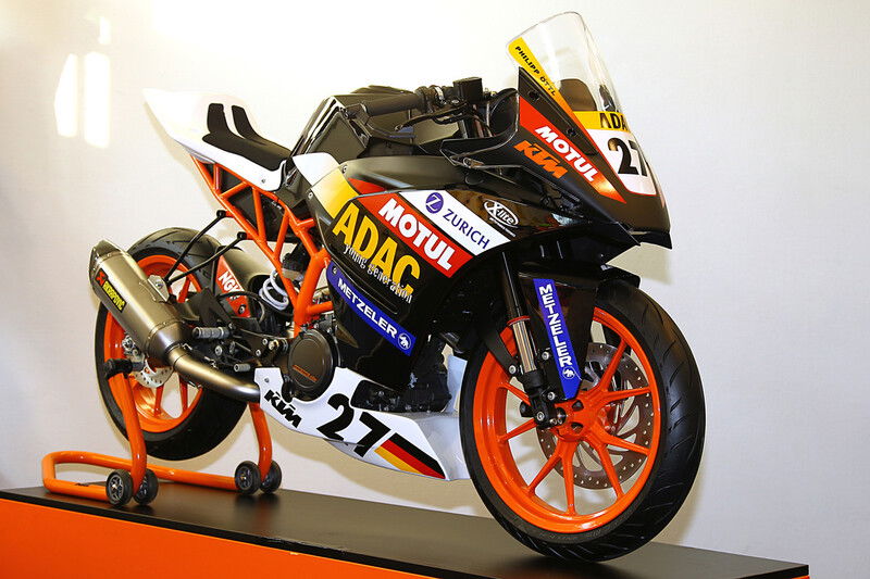 La RC 390 alla presentazione ufficiale per la stagione 2014