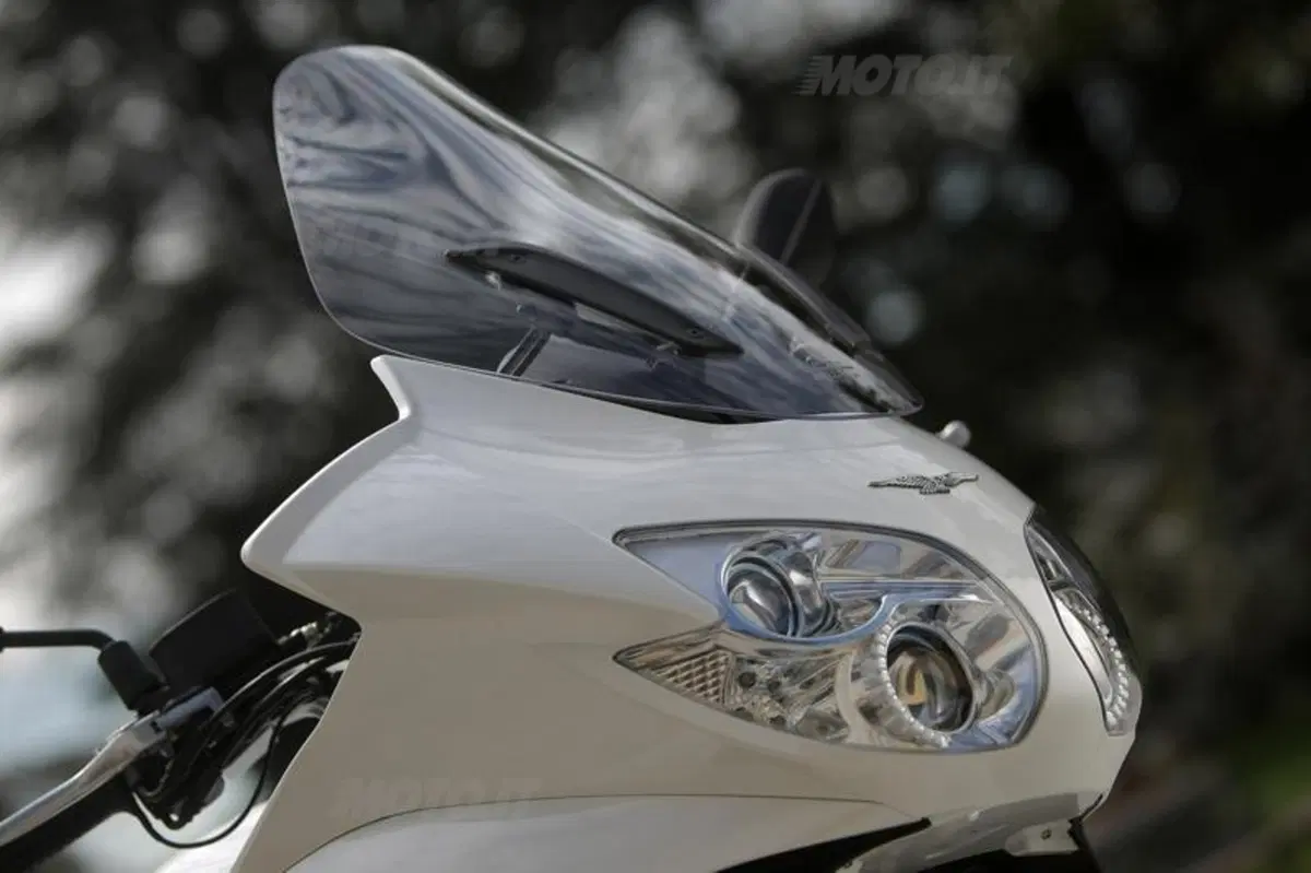 Moto Guzzi Norge GT 8V   (39)