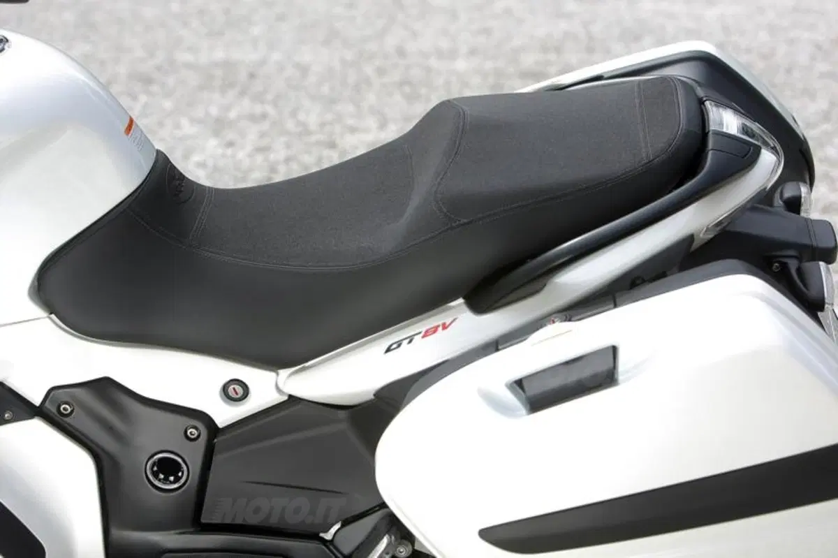 Moto Guzzi Norge GT 8V   (40)