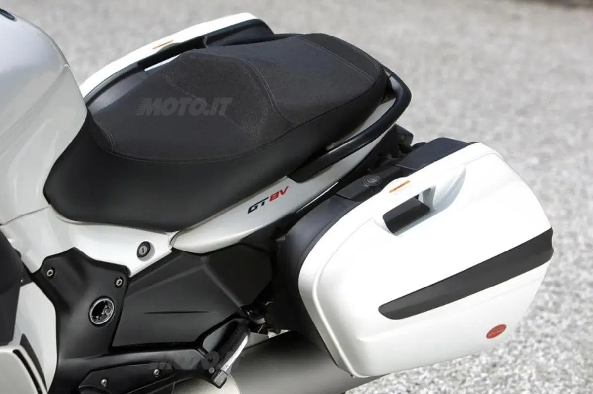 Moto Guzzi Norge GT 8V   (45)