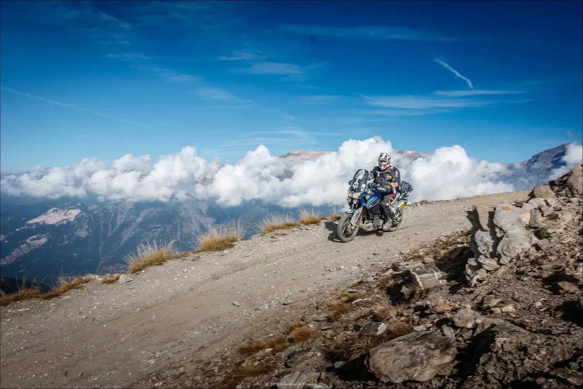 Hardalpitour 2019: 450 appassionati di enduro stradali da Sanremo a Sestriere! (10)